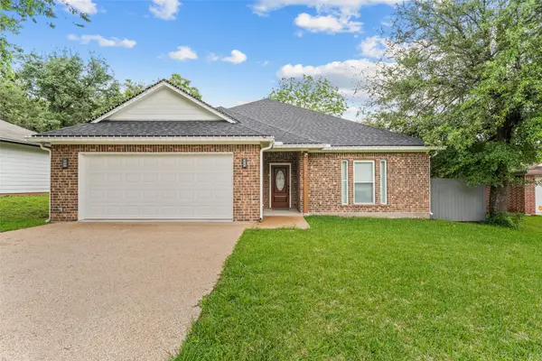2305 Los Arboles Lane, Waco, TX 76711
