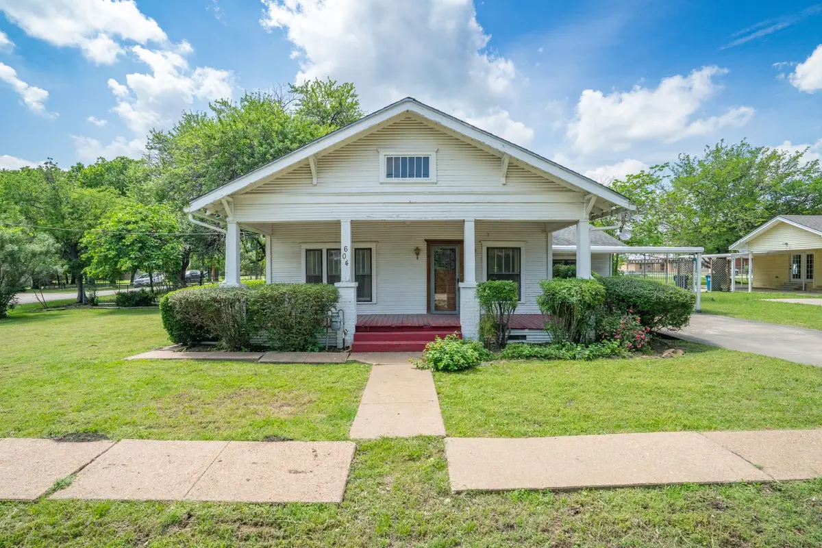 604 S Pearl Street, Trenton, TX 75490 - #1