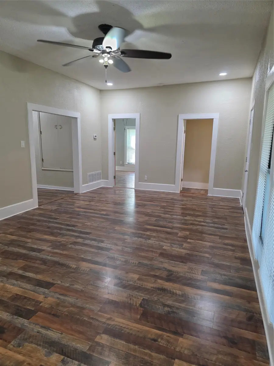 405 W Graham Street, Godley, TX 76044 - #3