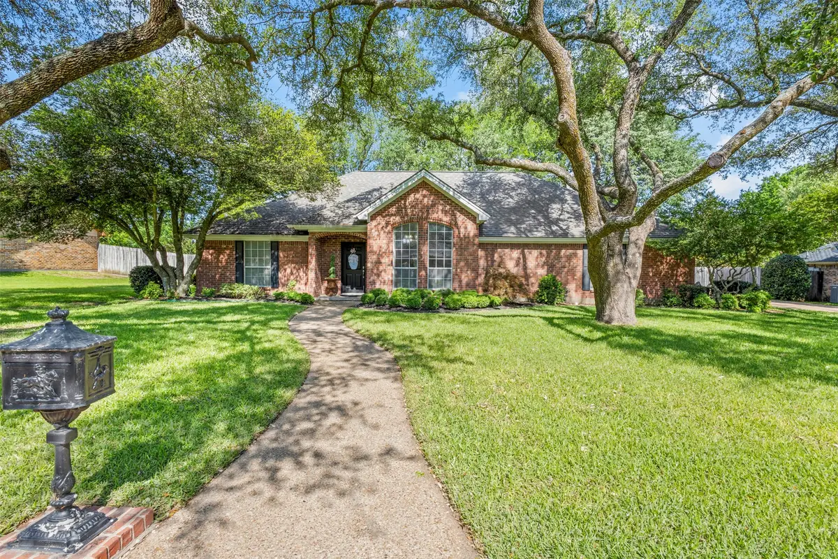 926 Canyon Drive, Cleburne, TX 76033 - #1