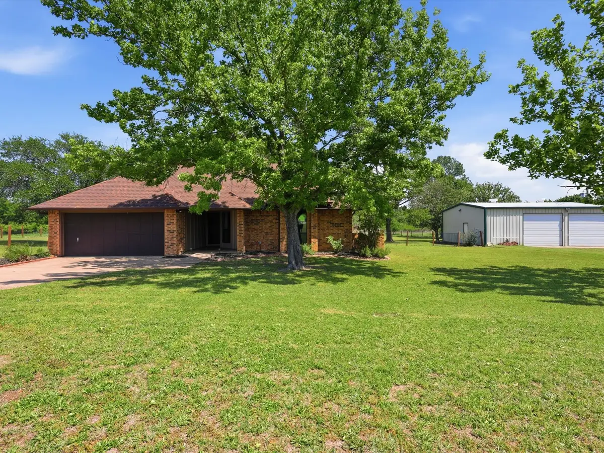3028 English Creek Drive, Azle, TX 76020 - #1
