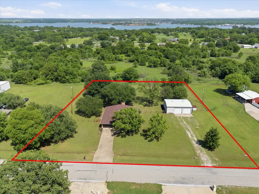 3028 English Creek Drive, Azle, TX 76020 - #3