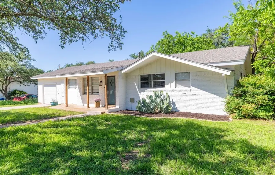 3904 3rd Street, Brownwood, TX 76801 - #2