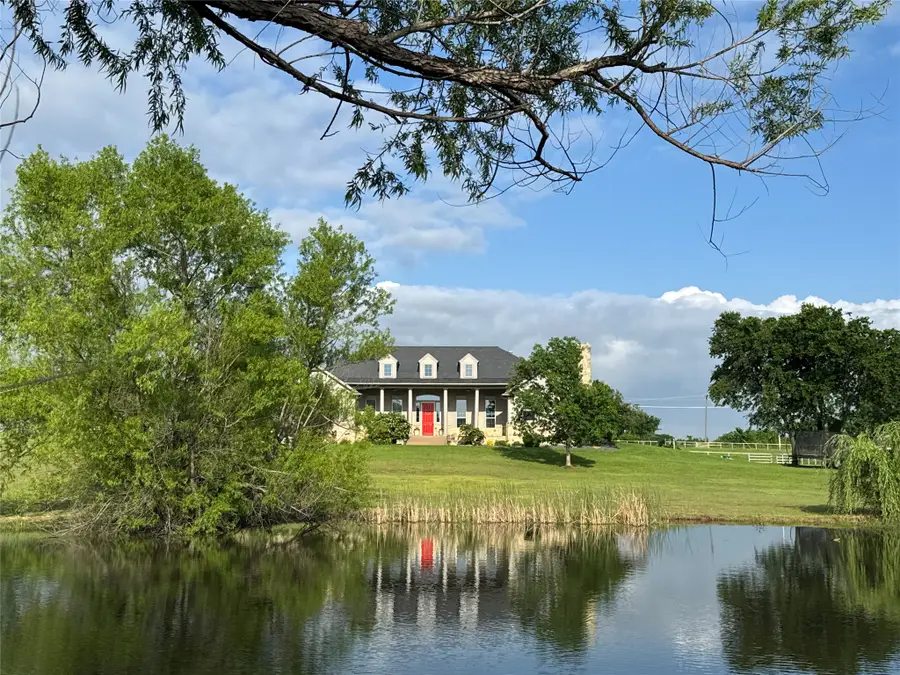 9722 Oak Creek Drive, Pilot Point, TX 76258 - #2