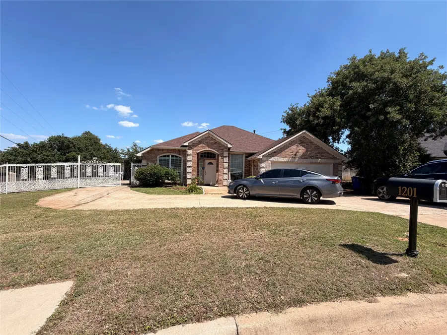 1201 Vistawood Drive, Mansfield, TX 76063 - #2