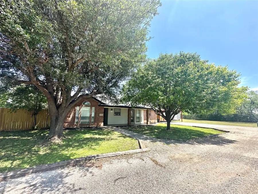 717 Groves Road, Tuscola, TX 79562 - #3