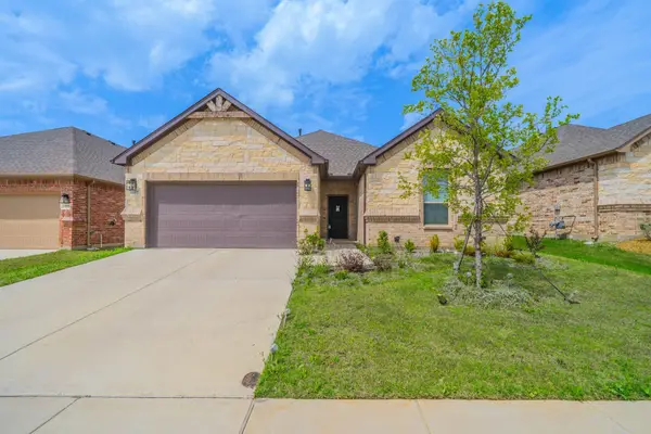 1057 Nighthawk Trail, Alvarado, TX 76009