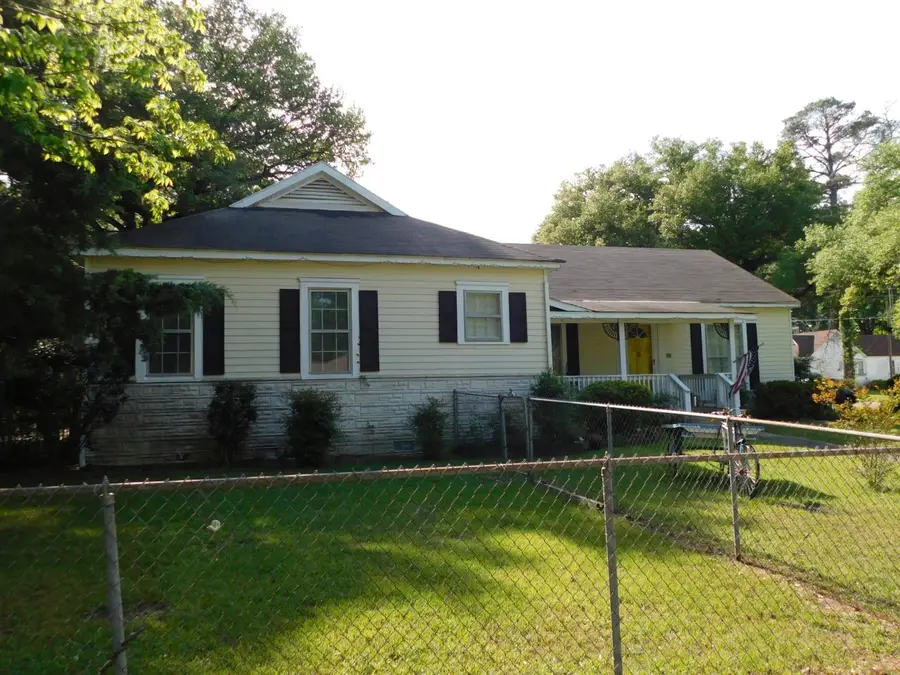 406 NW 3rd Street, Springhill, LA 71075 - #2