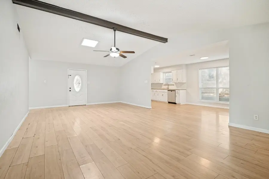 922 Meadowdale Circle, Garland, TX 75043 - #3