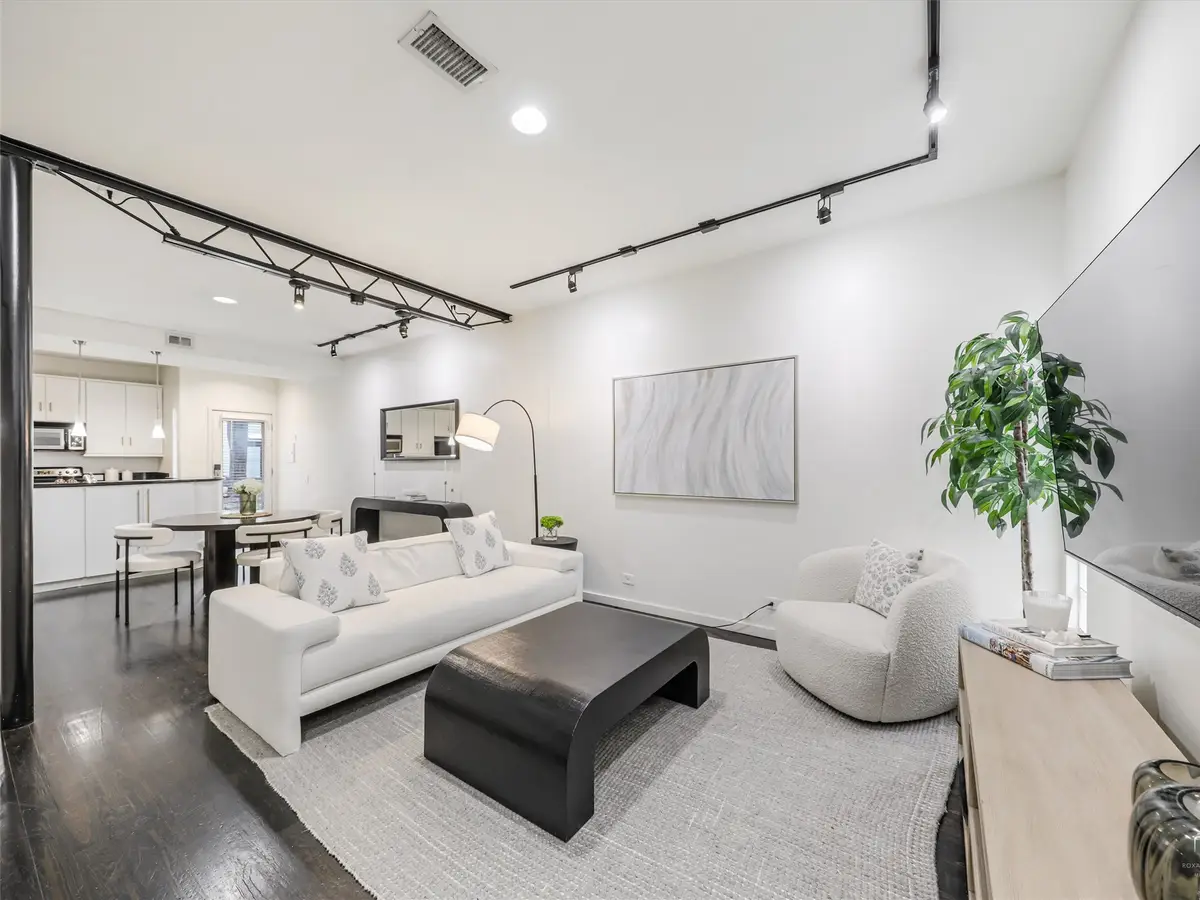 4242 Buena Vista Street #21, Dallas, TX 75205 - #1