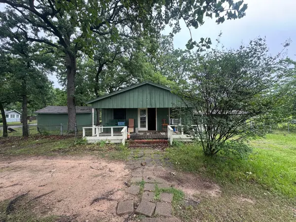 812 Cedarcrest Drive, Tool, TX 75143