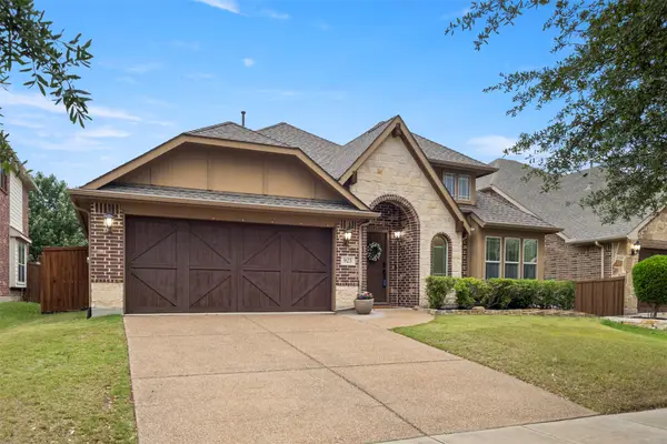 925 Lighthouse Lane, Savannah, TX 76227