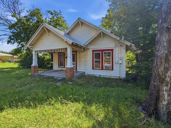 908 S Rice Street, Hamilton, TX 76531