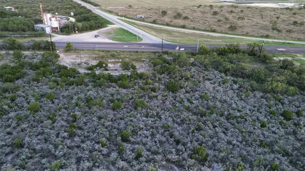 925 N Us Hwy 83, Junction, TX 76849