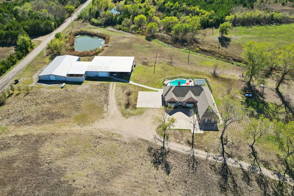 5646 County Road 2909, Dodd City, TX 75438 - #1