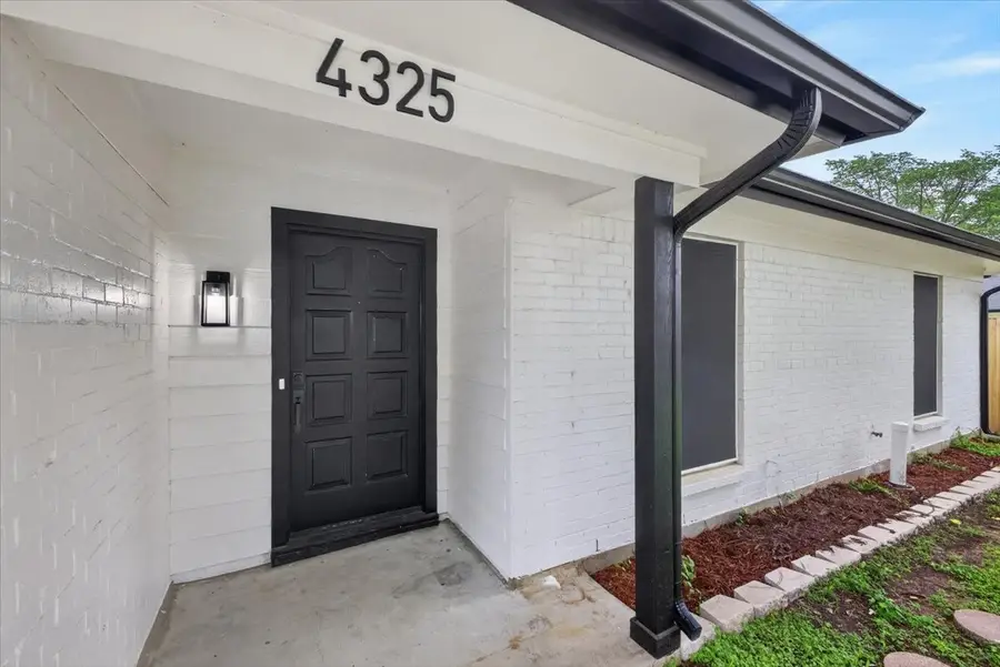 4325 Richard Street, Forest Hill, TX 76119 - #3