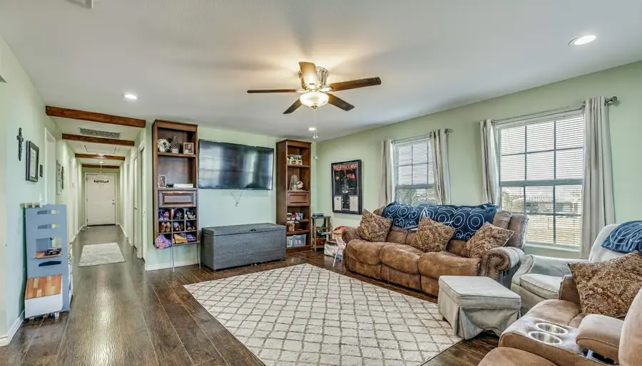 113 Mccrae Lane, Boyd, TX 76023 - #3