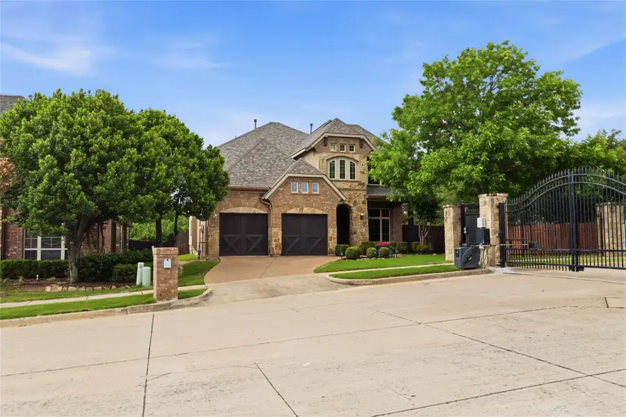 12102 Jackson Creek Drive, Dallas, TX 75243 - #2