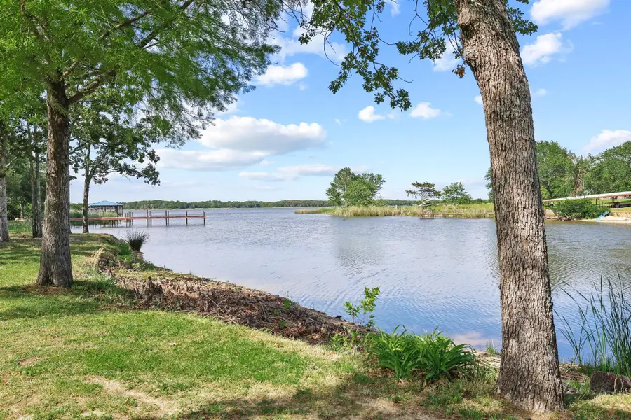 7406 Lakeview Drive, Bonham, TX 75418 - #2