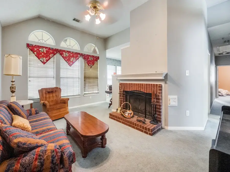 1503 Dutchman Creek Drive, Desoto, TX 75115 - #3