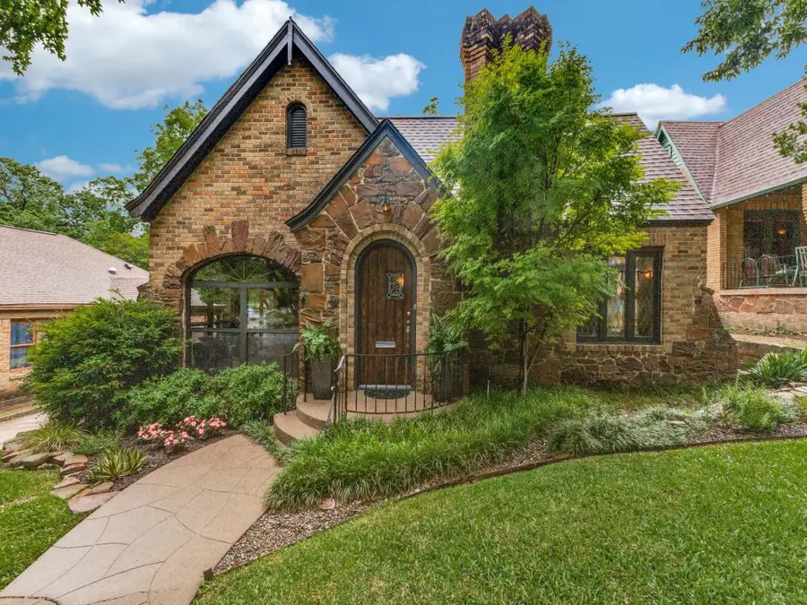 1107 Clermont Avenue, Dallas, TX 75223 - #3