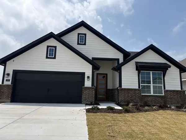 1325 Frio Drive, Springtown, TX 76082