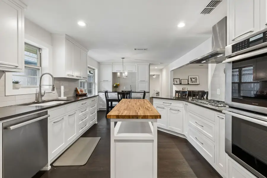 9515 Robin Meadow Drive, Dallas, TX 75243 - #3