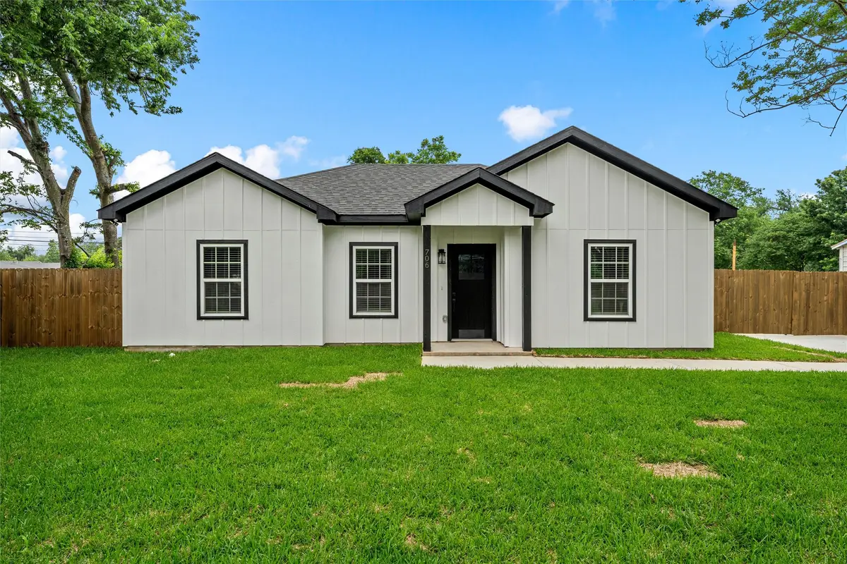 706 Dearborn Street, Waco, TX 76704 - #1