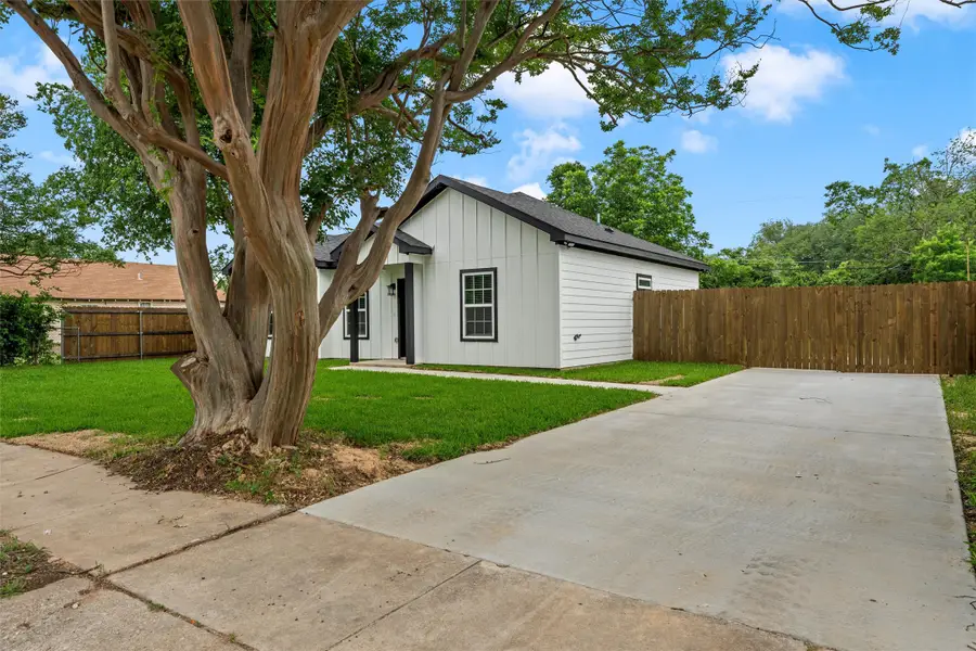 706 Dearborn Street, Waco, TX 76704 - #2