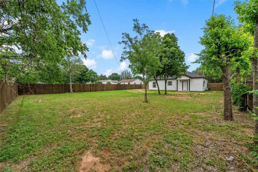 706 Dearborn Street, Waco, TX 76704 - #3
