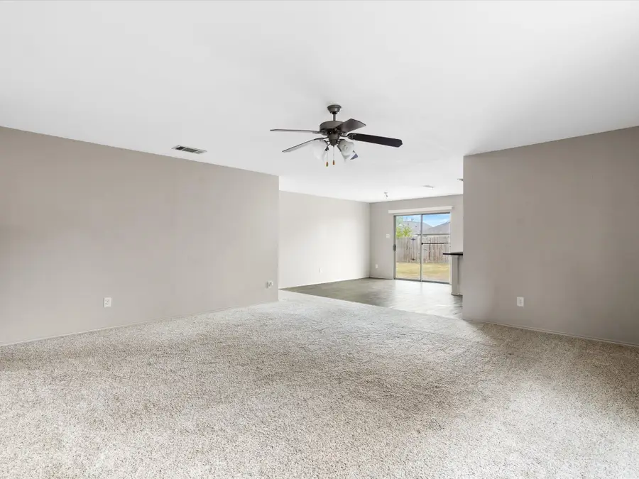 1201 Vicksburg Drive, Ennis, TX 75119 - #3