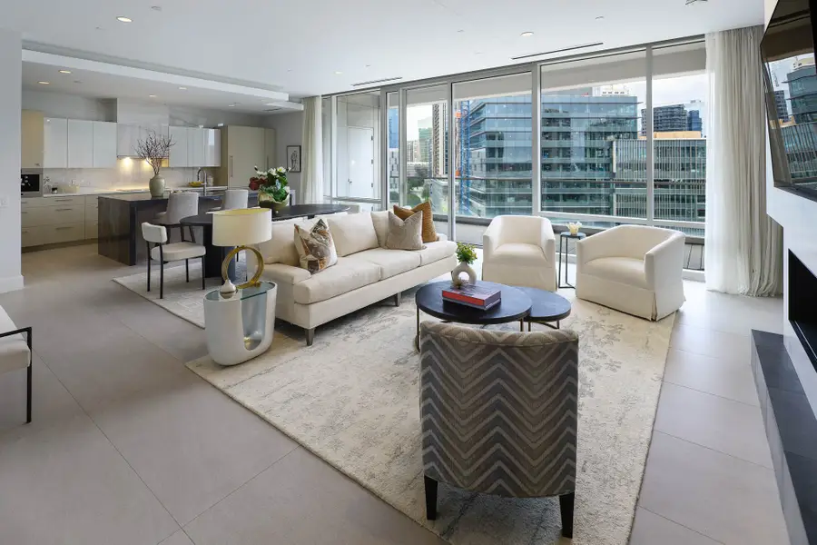 2408 Victory Park Lane #1039, Dallas, TX 75219 - #2