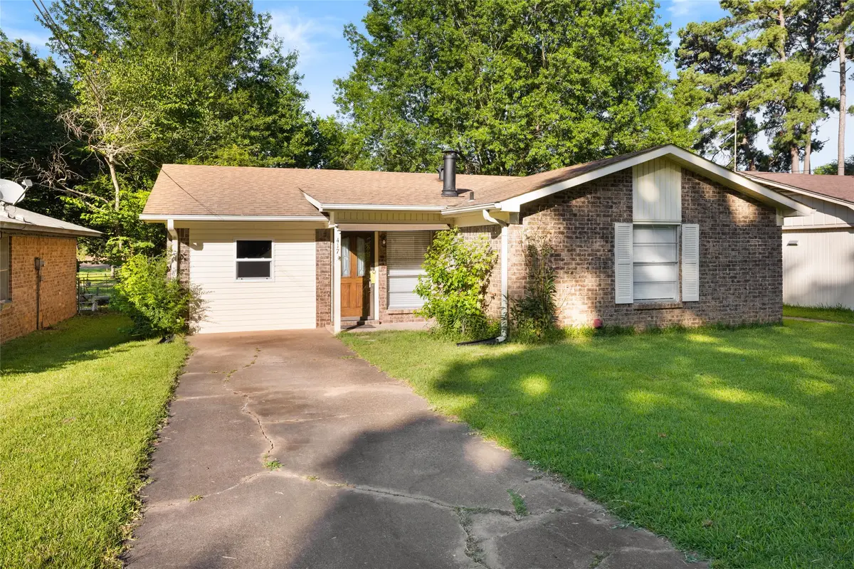 417 Carroll Avenue, Wake Village, TX 75501 - #1