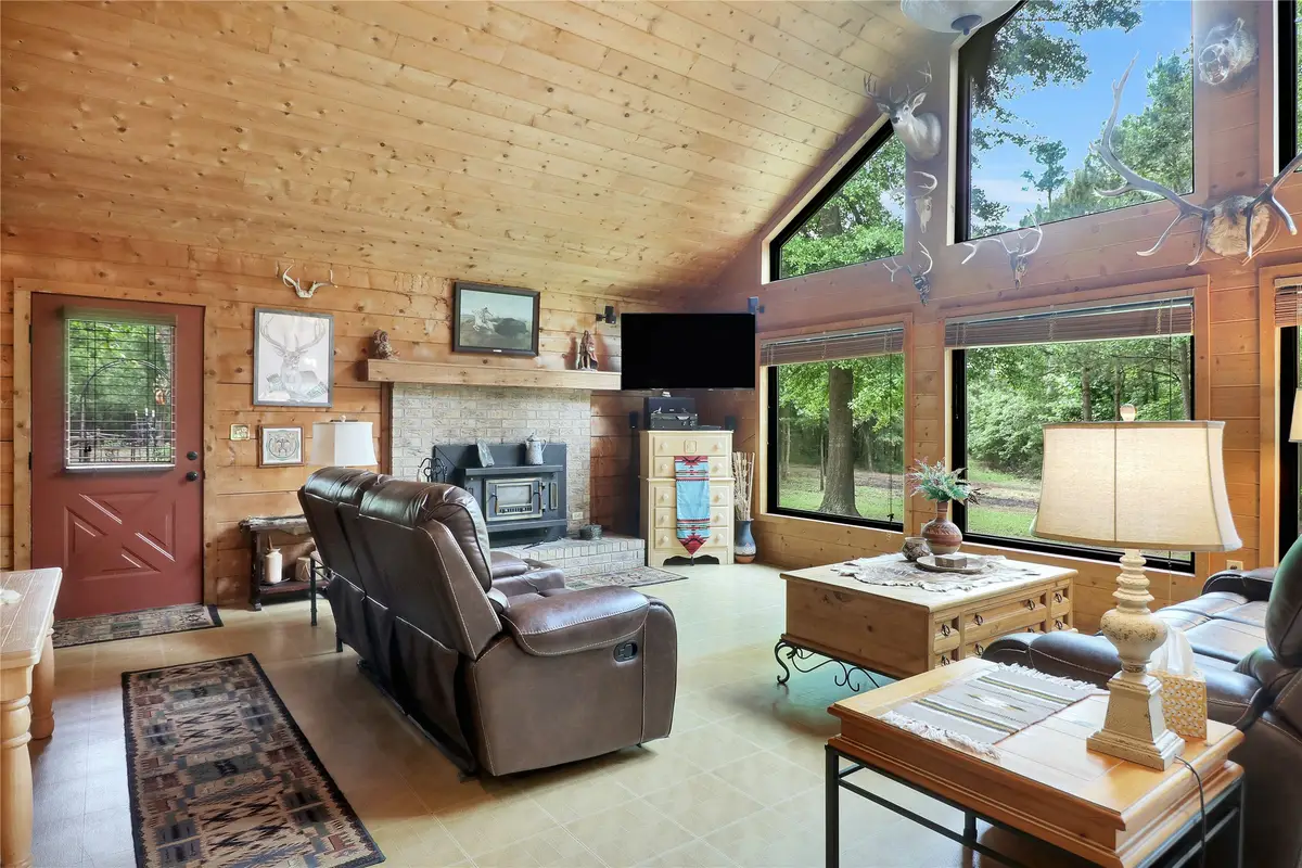 4073 E Fm 852, Winnsboro, TX 75494 - #1