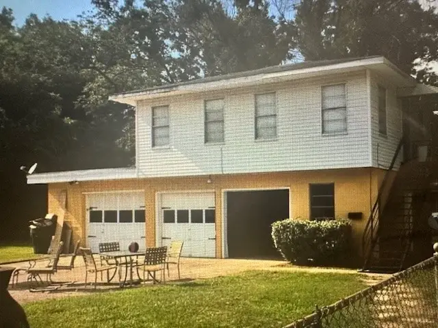 225 Thompson Street, Bossier City, LA 71111 - #3