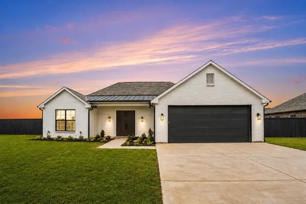 318 James Street, Mabank, TX 75147