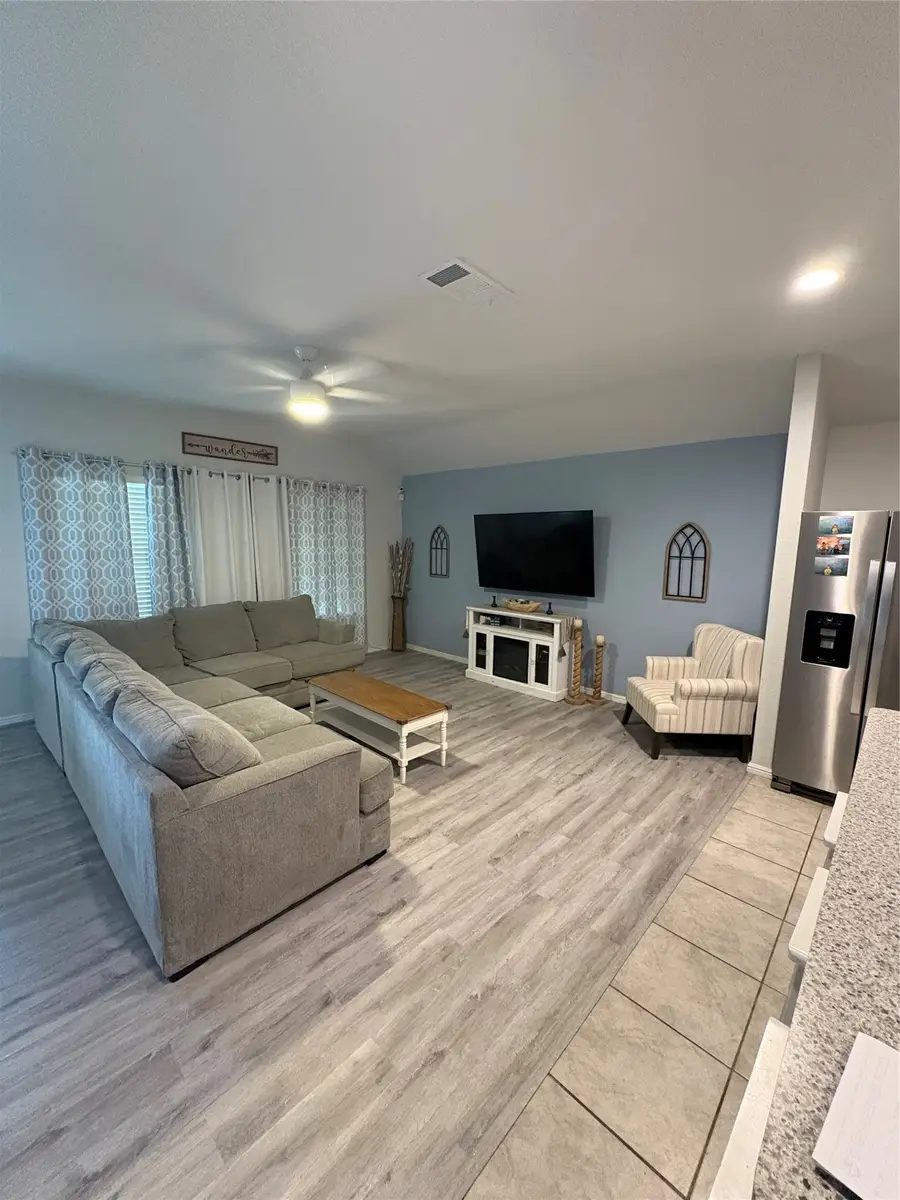 3204 Winoak Drive, Fort Worth, TX 76123 - #3