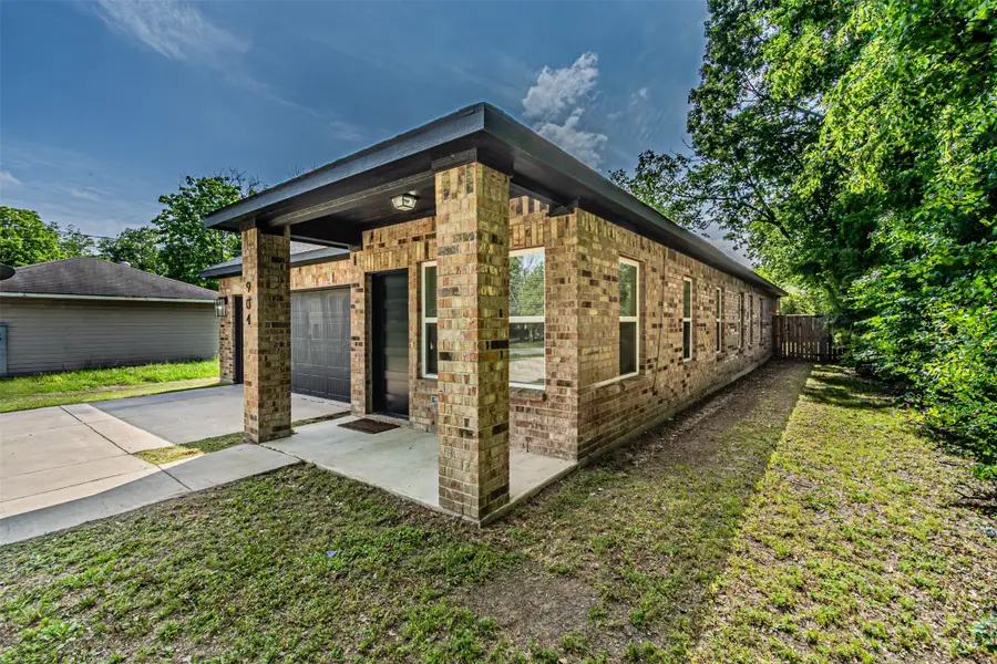 904 S Catherine Street, Terrell, TX 75160 - #2