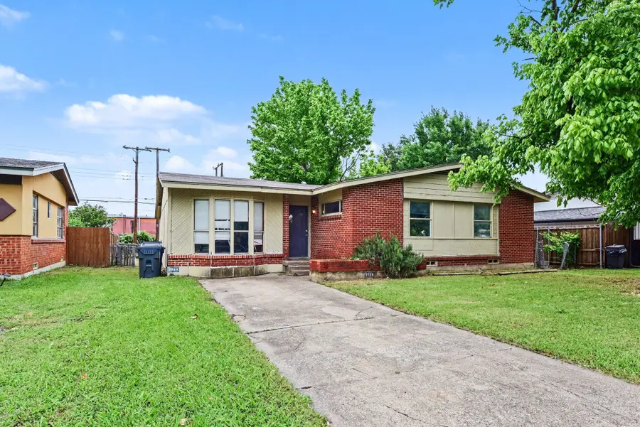 2333 S Lockhart Avenue, Dallas, TX 75228 - #2