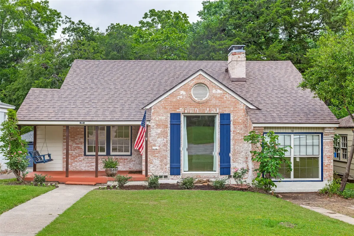 7011 Hammond Avenue, Dallas, TX 75223 - #1
