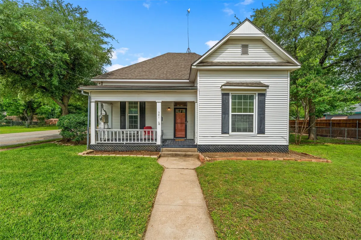 501 N Davis Street, West, TX 76691 - #1