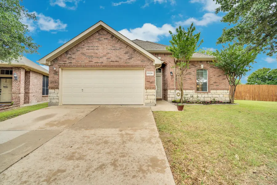 5339 Deep Lake Drive, Grand Prairie, TX 75052 - #2