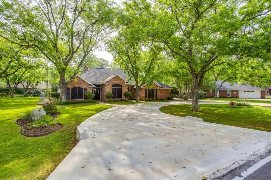 6203 Prospect Hill Drive, Granbury, TX 76049 - #2