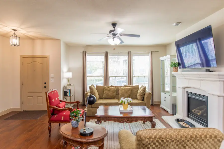 4237 Riverview Dr. Drive, Carrollton, TX 75010 - #2