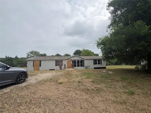 134 Canyon Valley Lane, Weatherford, TX 76085