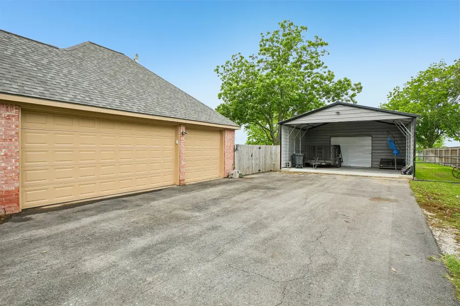 1252 Orchard Lane, Ennis, TX 75119 - #3