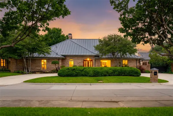 5209 Harbor Town Drive, Dallas, TX 75287