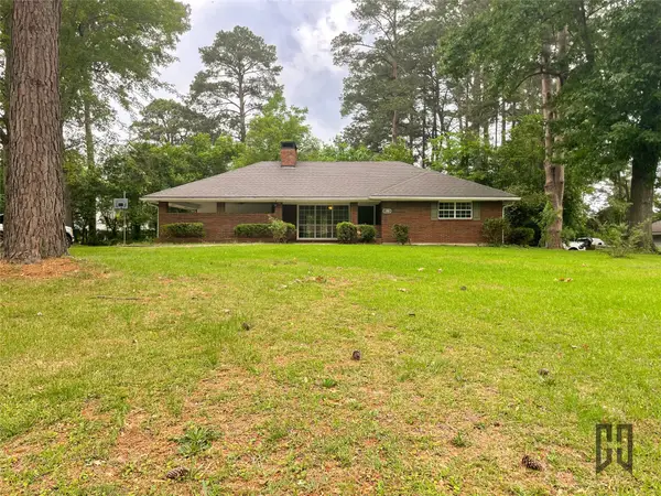 702 Browning Drive, Springhill, LA 71075