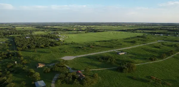 1029 Carnagie Road, Poolville, TX 76487