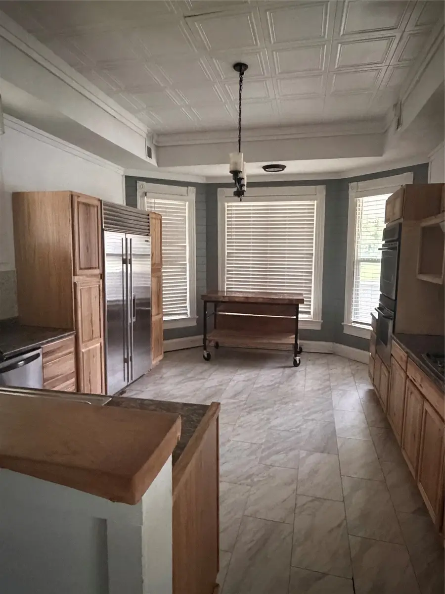 700 W Texas Street, Denison, TX 75020 - #3